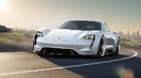  Mission E – elektromobil  od Porsche _3